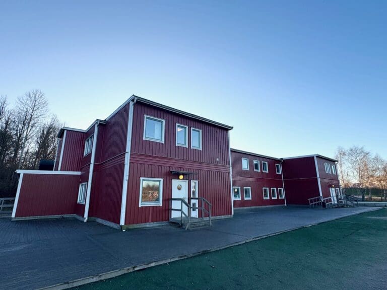 Kontor eller skolbyggnad 2x510kvm, S4366, exteriör