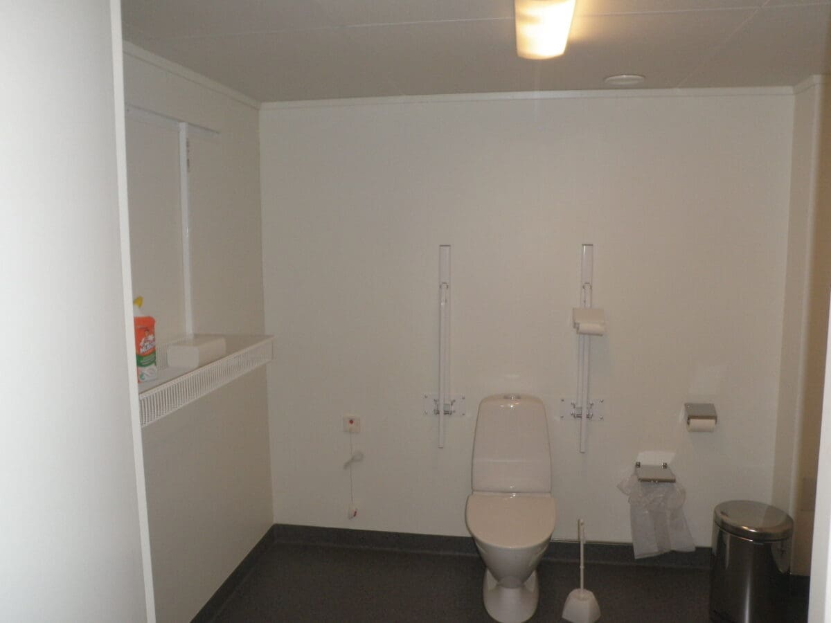 Kontorsbyggnad tre plan 780kvm, S4244, exteriör